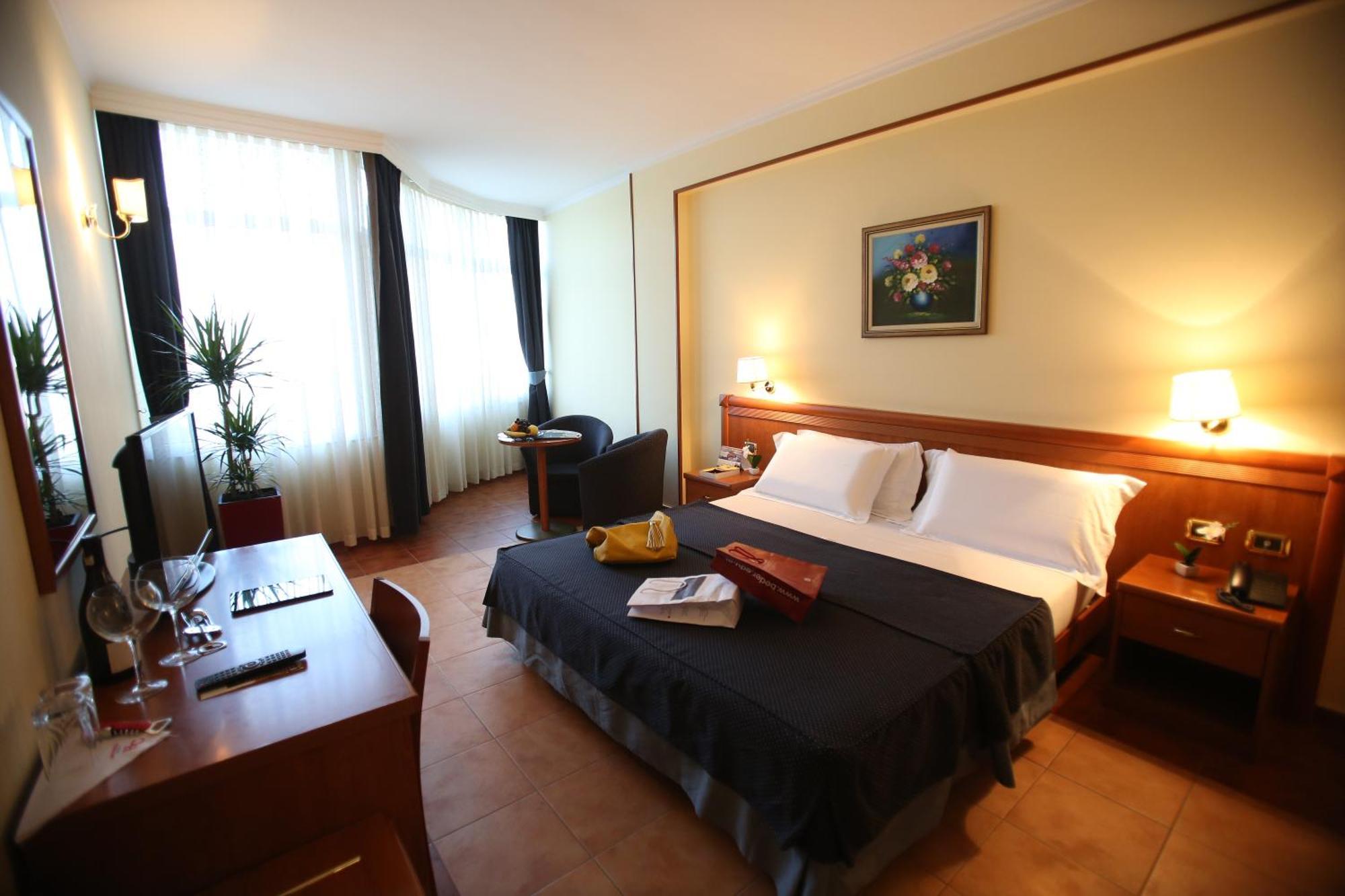 Hotel Continental Vorë Habitación foto