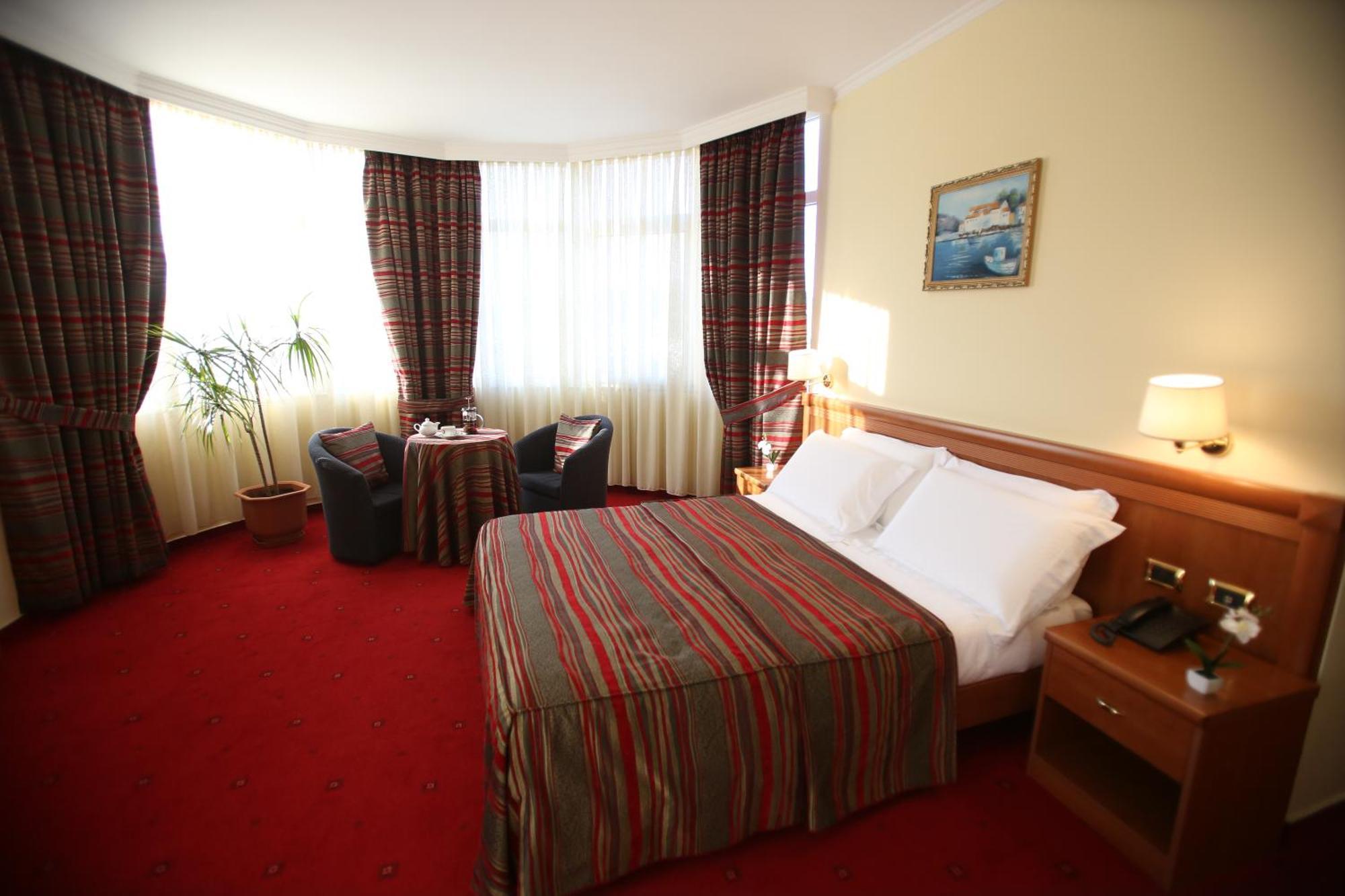 Hotel Continental Vorë Habitación foto