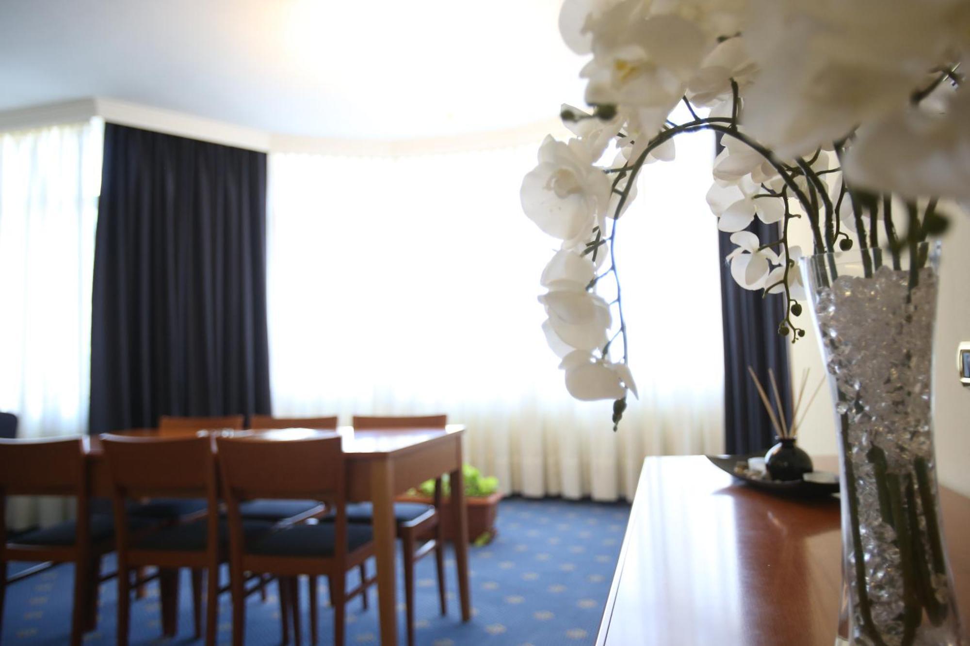Hotel Continental Vorë Habitación foto